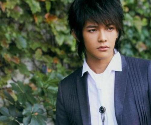 邵阳的男明星网红,闪耀网络，魅力四溢的本土新星