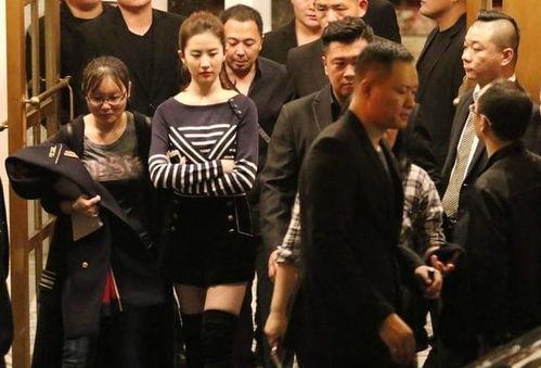 明星网红保镖推人视频,现场视频引发热议