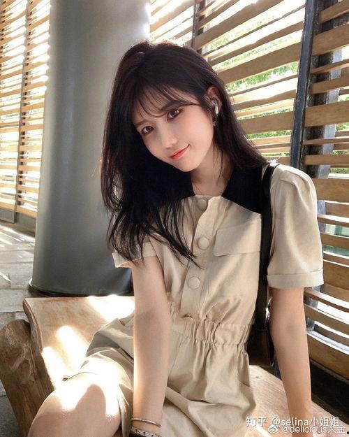 张予曦明星网红,跨界明星网红，时尚与娱乐的完美融合