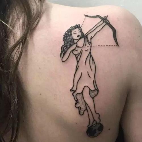 明星网红羽毛纹身图案,明星效应下的时尚潮流解析