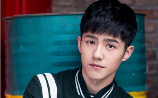 圈内八卦爆料吃瓜郭俊辰,八卦爆料中的吃瓜主角，揭秘娱乐圈背后的故事