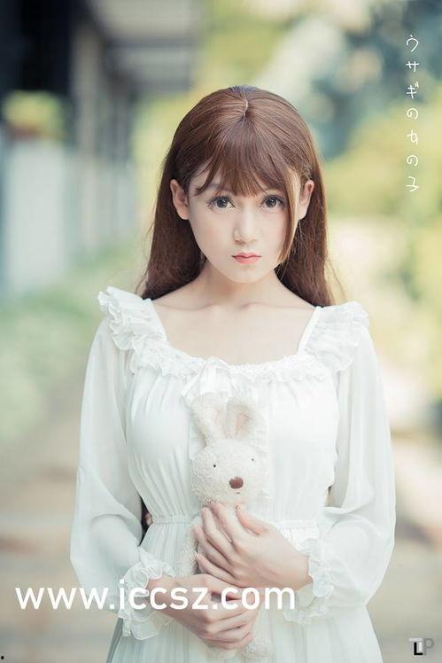 51今日吃瓜热门反差婊,反差婊现象引发热议，揭秘网络红人背后的真实面目