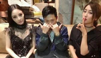 三个人一起吃瓜娱乐圈,三人共品娱乐圈新鲜瓜果