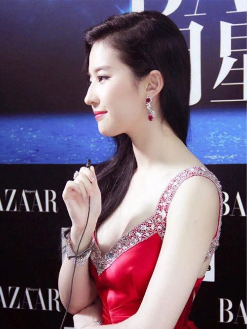 明星网红戴的内衣,时尚与舒适的完美融合