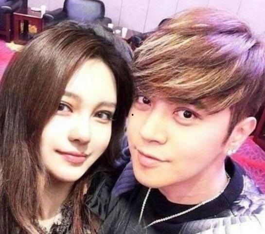 明星网红被粉丝伤害,明星网红遭遇的伤害与反思