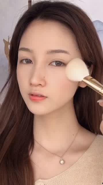 女明星网红化妆教程,网红女明星教你轻松打造日常妆容秘籍