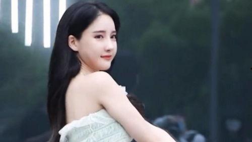 美女明星网红视频,美女明星视频集锦，魅力四溢，惊艳眼球