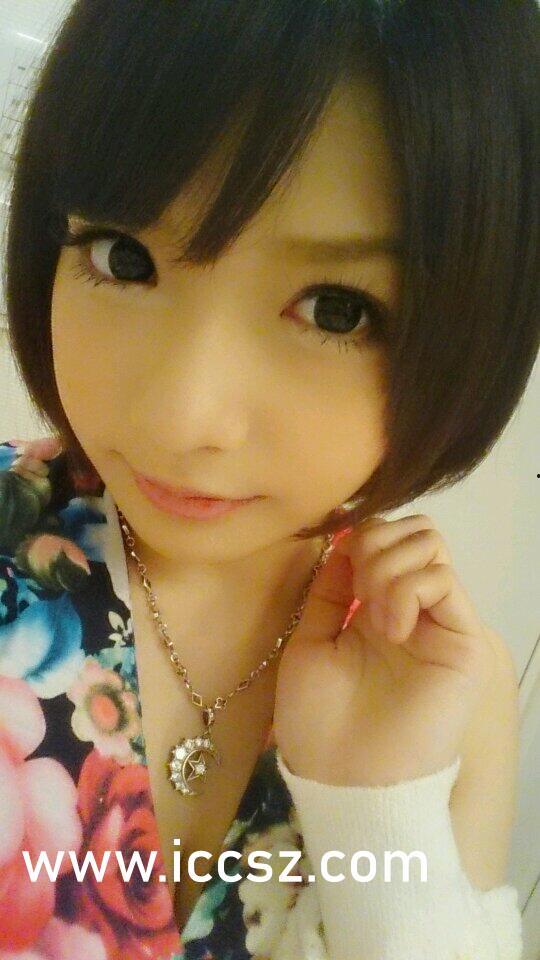 抖音最新热门吃瓜帅小伙,帅小伙带你领略热门瓜界风云