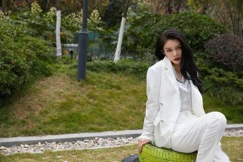 冬季明星网红睡衣搭配,明星网红睡衣搭配指南